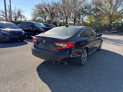 Used 2018 Honda Accord Touring image 5