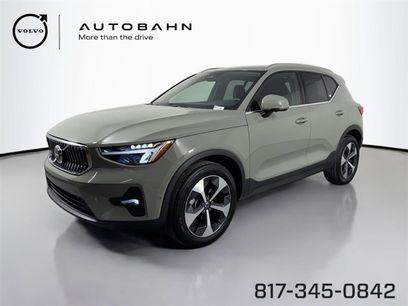 Certified 2025 Volvo XC40 B5 Plus