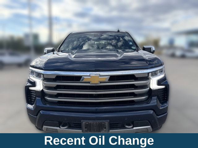 Used 2023 Chevrolet Silverado 1500 High Country AWD/4WD image 3