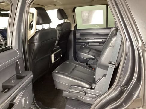Used 2022 Ford Expedition XLT AWD/4WD image 33