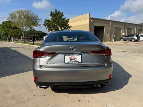 Used 2018 Lexus IS 300 F Sport RWD image 3