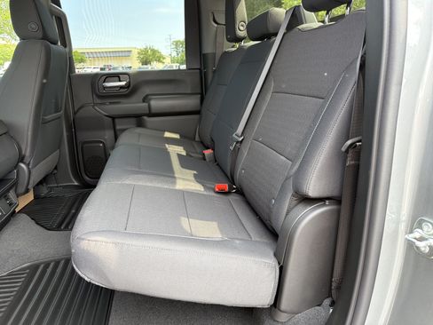 New 2026 Chevrolet Silverado 2500 Custom w/ Custom Value Package AWD/4WD image 20