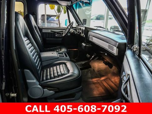 Used 1989 Chevrolet Blazer 4WD image 16