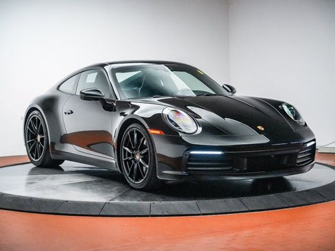 Certified 2021 Porsche 911 Carrera S RWD image 3