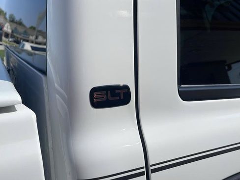 Used 2004 GMC Sierra 2500 SLT AWD/4WD image 21