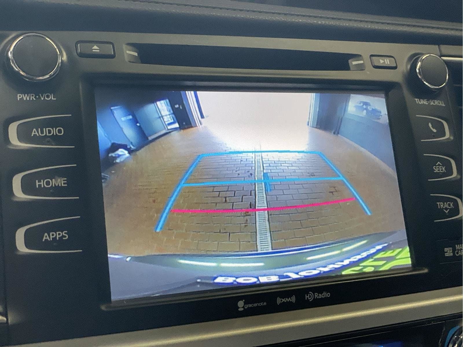 Used 2016 Toyota Highlander XLE AWD/4WD image 36