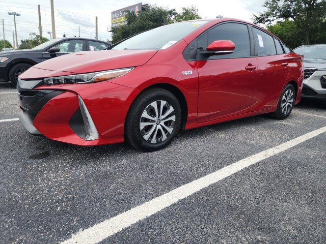 Used 2021 Toyota Prius Prime XLE FWD image 1
