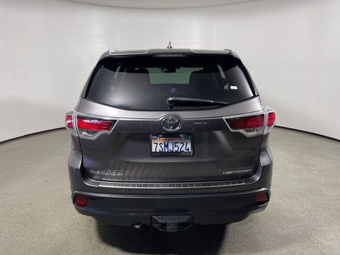 Used 2016 Toyota Highlander Limited Platinum AWD/4WD image 4