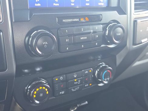 Used 2020 Ford F150 XLT AWD/4WD image 27
