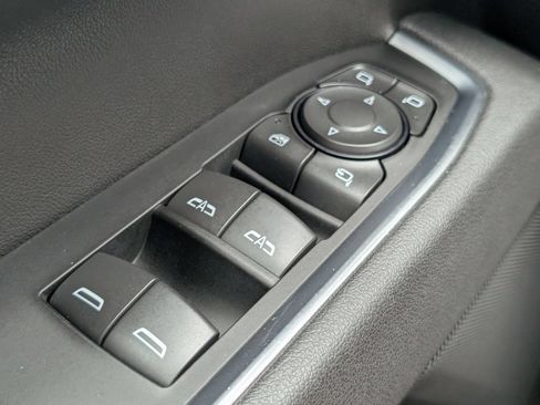 Used 2026 GMC Sierra 1500 SLT AWD/4WD image 27