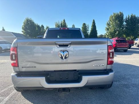 Used 2024 RAM 3500 Big Horn w/ Sport Appearance Package AWD/4WD image 6