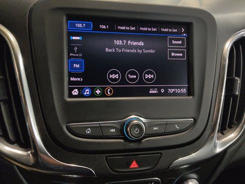 Used 2020 Chevrolet Equinox LT FWD image 25