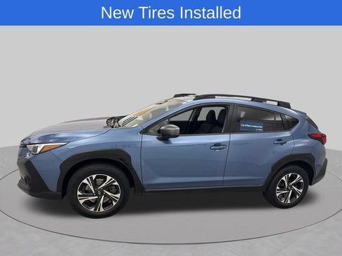 Used 2024 Subaru Crosstrek 2.0i Premium AWD/4WD image 2
