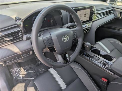 Used 2025 Toyota Camry SE w/ Convenience Package AWD/4WD image 10