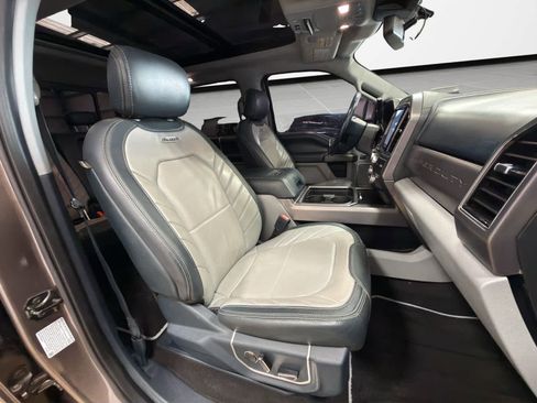 Used 2022 Ford F350 Limited image 24