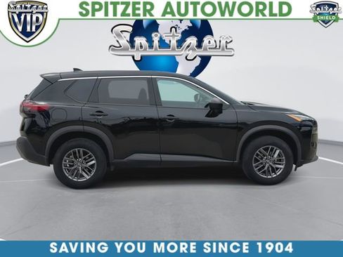 Used 2023 Nissan Rogue S AWD/4WD image 10