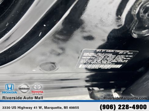 Used 2023 Subaru Forester Premium AWD/4WD image 14