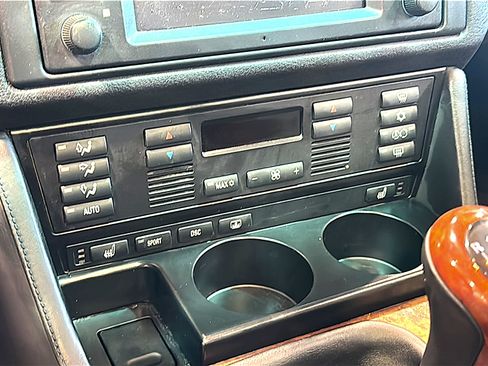 Used 2002 BMW M5 RWD image 32