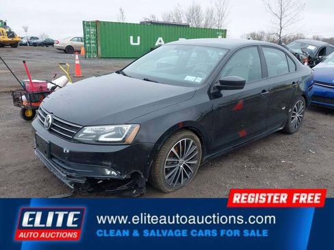 Used 2016 Volkswagen Jetta Sport w/ Lighting Package image 4