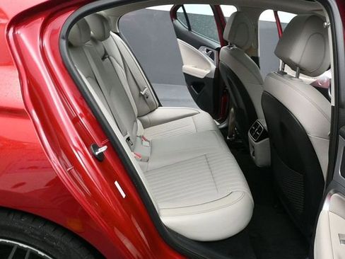 Used 2019 Genesis G70 2.0T Advanced w/ Elite Package image 12