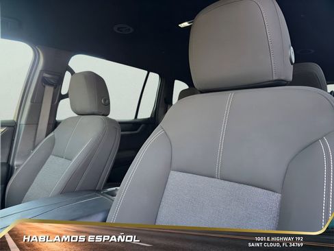 Certified 2025 GMC Acadia Elevation image 12