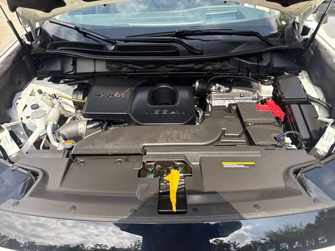 Used 2026 Nissan Murano Platinum w/ Technology Package AWD/4WD image 36