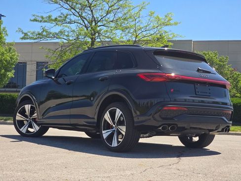 Used 2025 Audi SQ5 Premium Plus AWD/4WD image 13