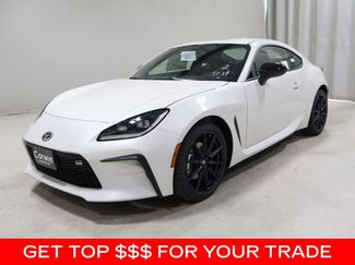 New 2026 Toyota GR86 Premium w/ ALL Weather Mat Package (TMS) RWD video 3