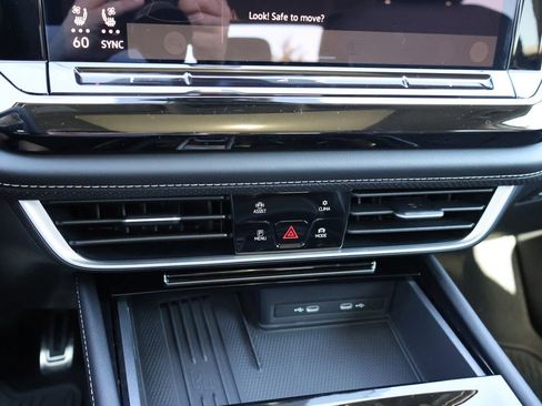 New 2026 Volkswagen Atlas SEL Premium R-Line AWD/4WD image 31