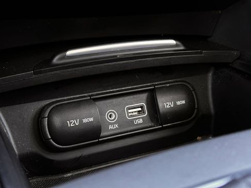 Used 2018 Kia Optima LX w/ 17" Alloy Wheels Package image 22