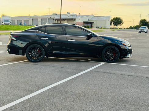 Used 2020 Nissan Maxima Platinum w/ Reserve Package FWD image 7