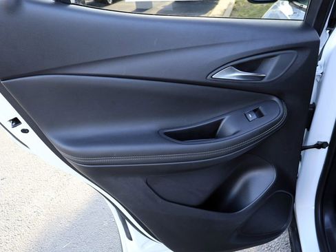 Used 2025 Buick Encore GX Preferred image 21