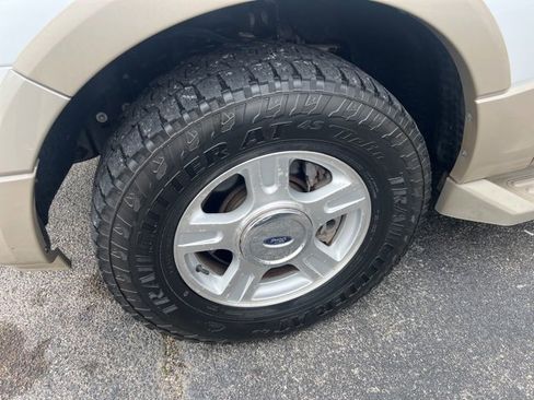 Used 2007 Ford Expedition Eddie Bauer image 3
