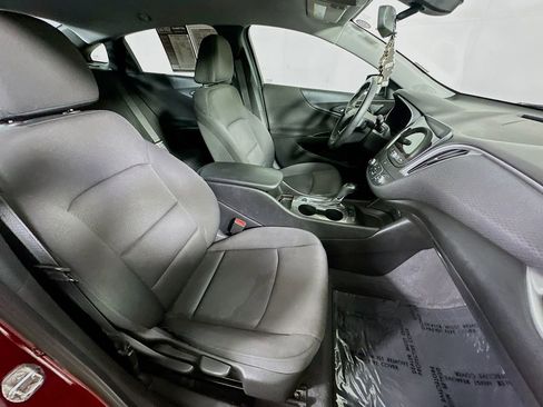 Used 2019 Chevrolet Malibu RS FWD image 12