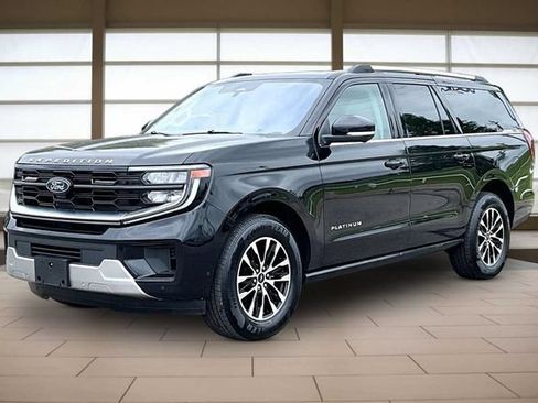Used 2025 Ford Expedition Max Platinum AWD/4WD image 1