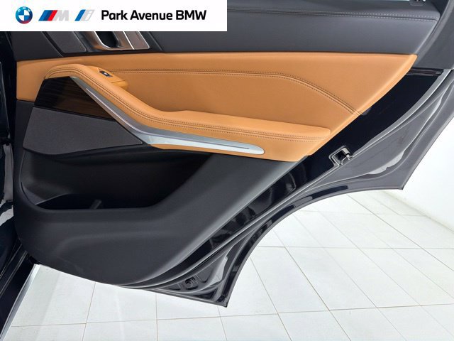 Certified 2024 BMW X5 xDrive40i w/ Premium Package AWD/4WD image 21