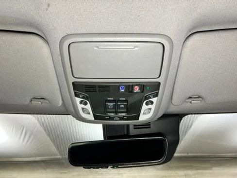 Used 2019 Honda Pilot Elite image 24