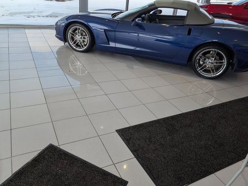 Used 2005 Chevrolet Corvette Base w/ Preferred Equipment Group image 8