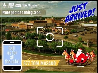 Used 2025 Volvo XC40 B5 Plus video 2