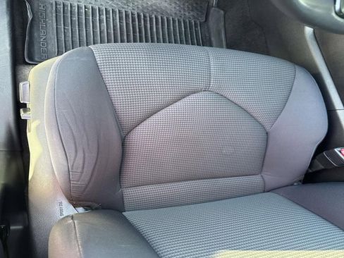 Certified 2023 Toyota Highlander LE image 8