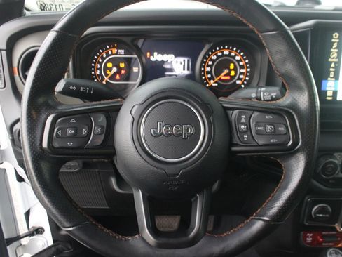 Used 2024 Jeep Gladiator Mojave image 20