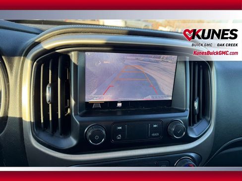 Used 2021 GMC Canyon Denali image 24