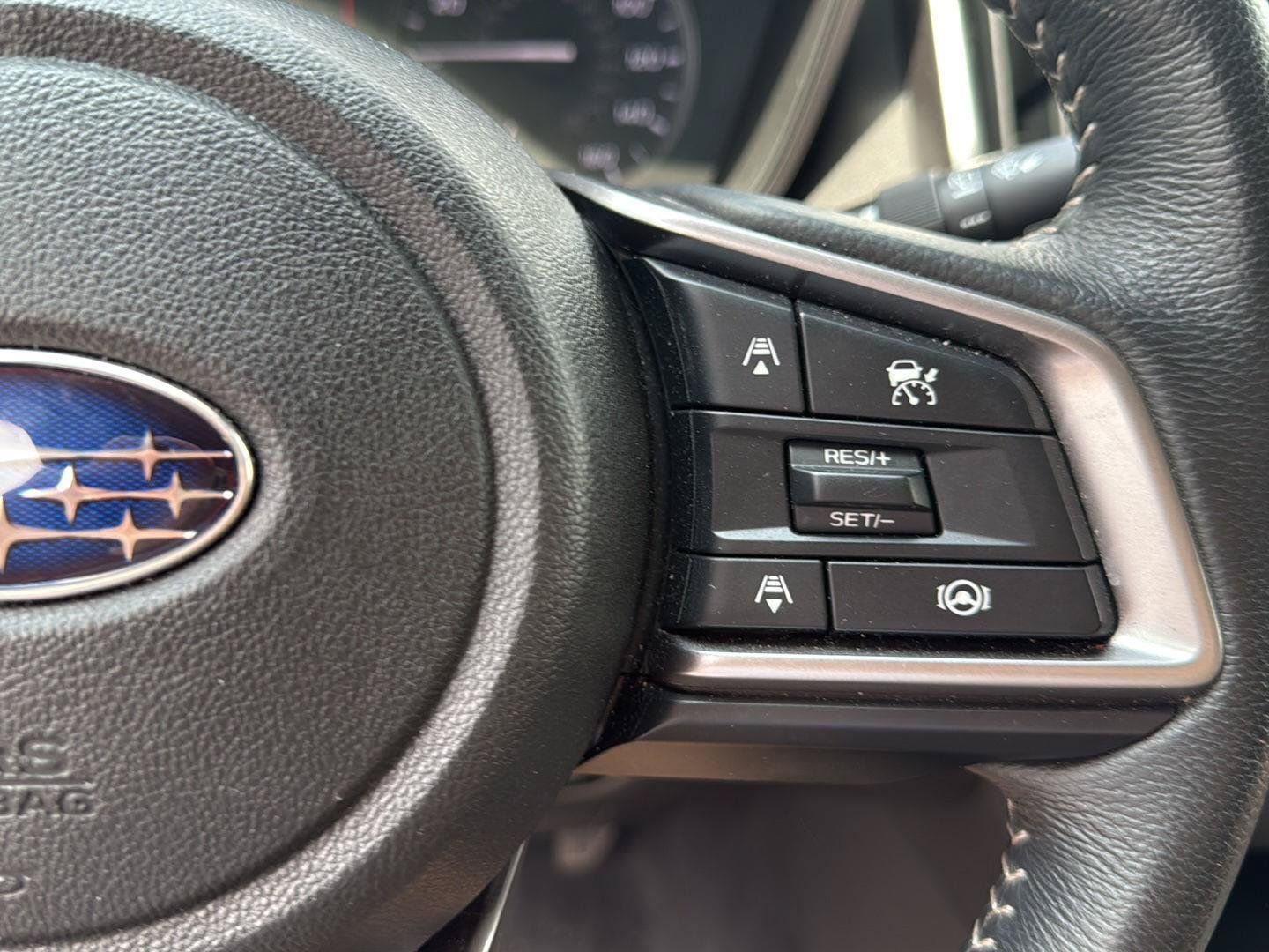 Used 2025 Subaru Ascent Premium AWD/4WD image 14