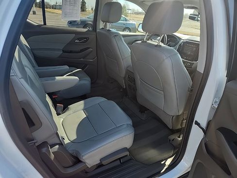 Used 2018 Chevrolet Traverse LT AWD/4WD image 15