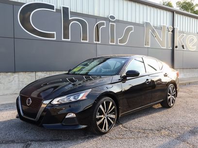 Used 2022 Nissan Altima 2.5 SR
