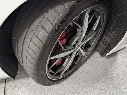 Certified 2021 Chevrolet Corvette Stingray Preferred Conv w/ Z51 Performance Package RWD image 11