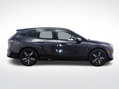 Used 2024 BMW iX xDrive50 w/ Premium Package AWD/4WD image 6