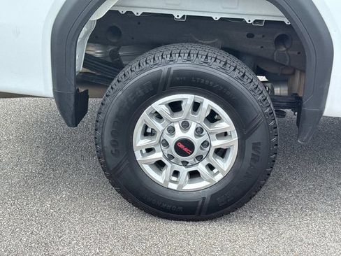 Used 2024 GMC Sierra 2500 SLE w/ SLE Convenience Package AWD/4WD image 11