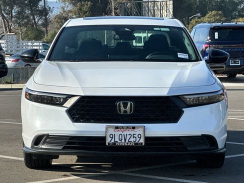 Used 2024 Honda Accord Sport image 9