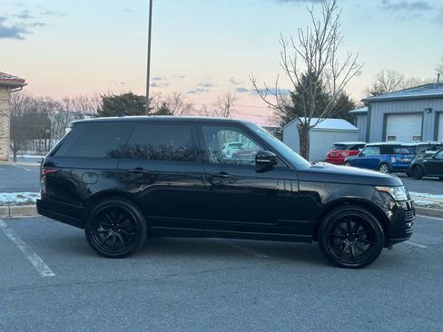 Used 2015 Land Rover Range Rover Supercharged image 9